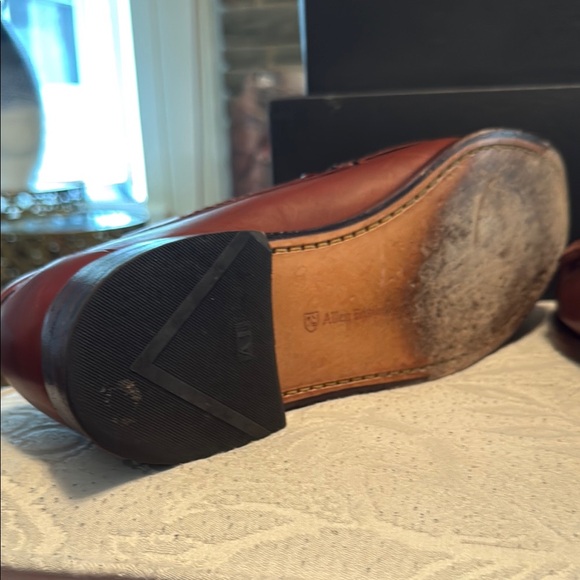 Allen Edmonds Woodstock Men's Brown Loafers - Picture 5 of 6